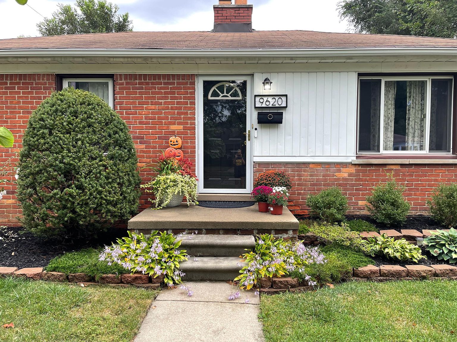 9620 Brookfield St, Livonia, MI 48150 Zillow