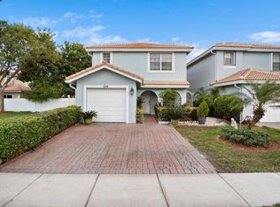 3316 Commodore Ct, West Palm Beach, FL 33411