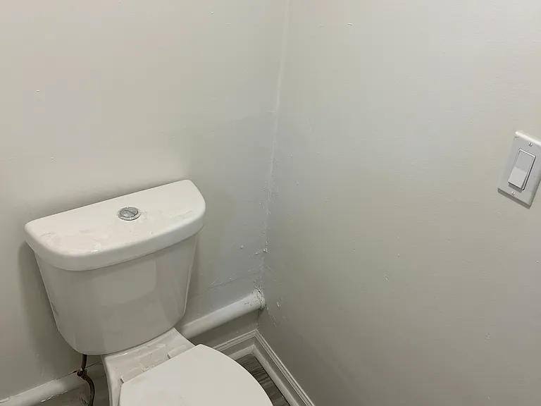 7230 Conley St — Photo 33