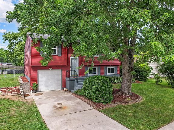 2nd image of 3218 Colony Vista Ln