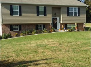 541 Stowers Dr, Corryton, TN 37721