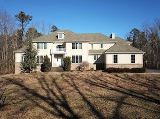 250 Lemon Rd, Farmingdale, NJ 07727