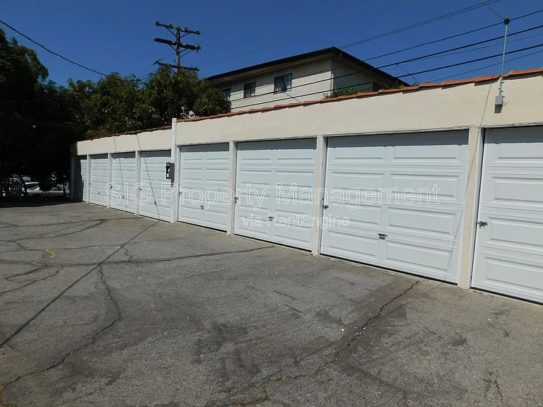 1153 Western Ave #C — Photo 14
