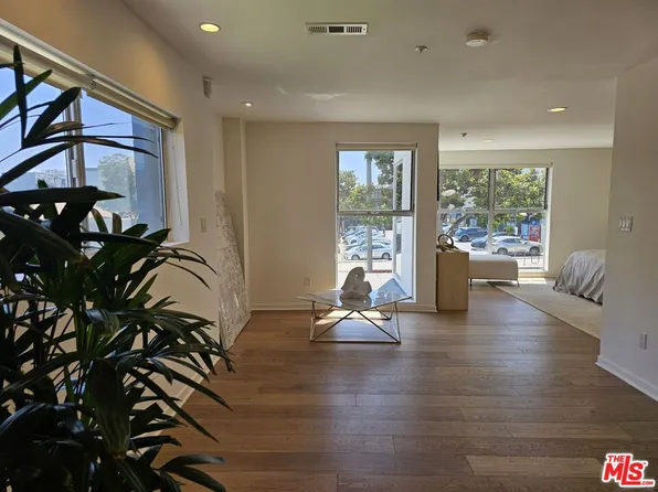 1617 Broadway Unit B, Santa Monica, CA 90404