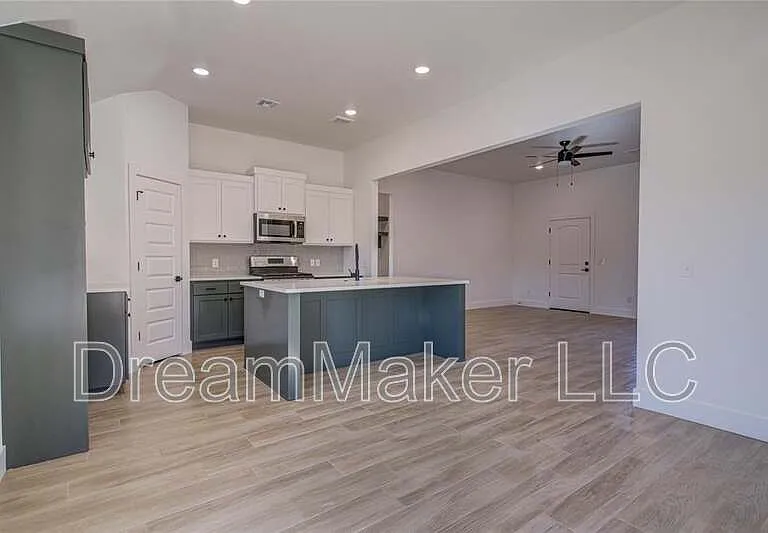 203 Hope Ave — Photo 12
