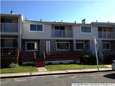 2nd image of 440 Caswell Ave #1