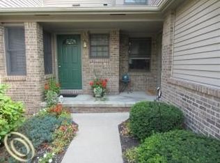 45053 Coachman Ct #79, Canton, MI 48187