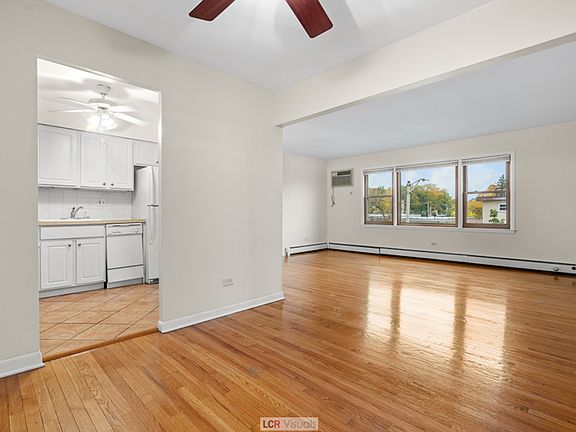 2nd image of 301 Chicago Ave APT 3NW
