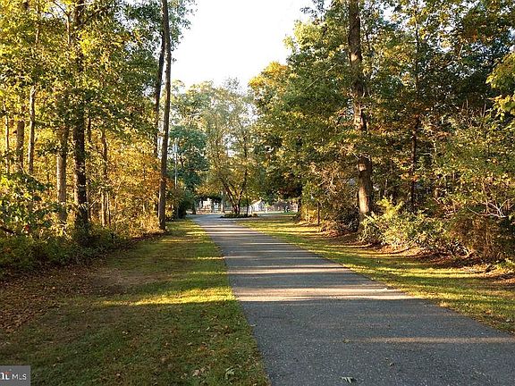 4th image of 75 Parvins Mill Rd