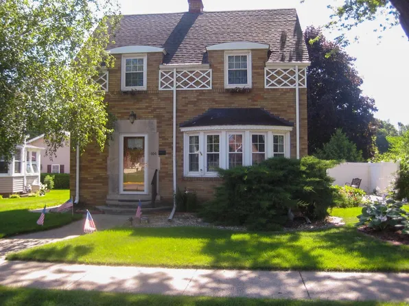 404 South Michigan Street, Prairie Du Chien, WI 53821