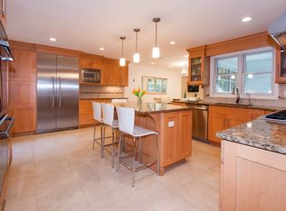 32 Knoll Rd, Tenafly, NJ 07670