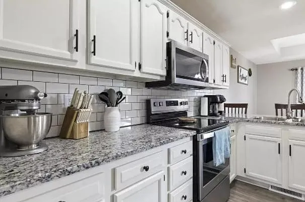 502 N Century Pl — Photo 8