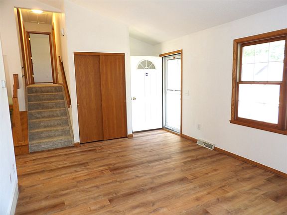 4th image of 5213 La Rae Dr