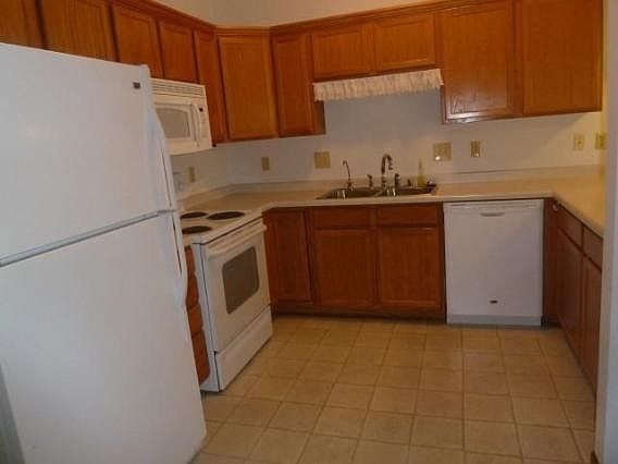 2nd image of N43W32953 Rasmus Rd Unit 3G