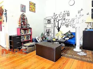 22-43 27th St #2R, Astoria, NY 11105