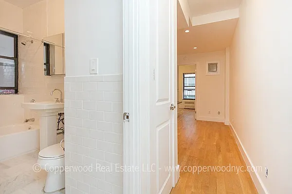 Rented by Copperwood Real Estate | media 4