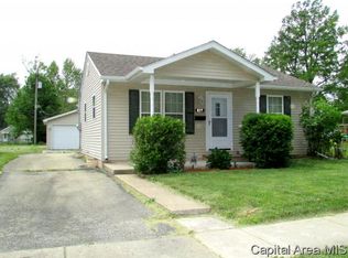 825 Ohio Ave, Springfield, IL 62702