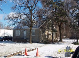 26160 Groesbeck Hwy, Warren, MI 48089