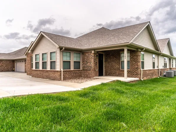 182 Garden Gate Dr, Berea, KY 40403
