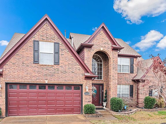 2nd image of 5439 Millers Glen Ln