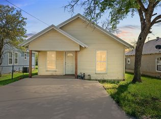 702 E Walnut St, Hillsboro, TX 76645
