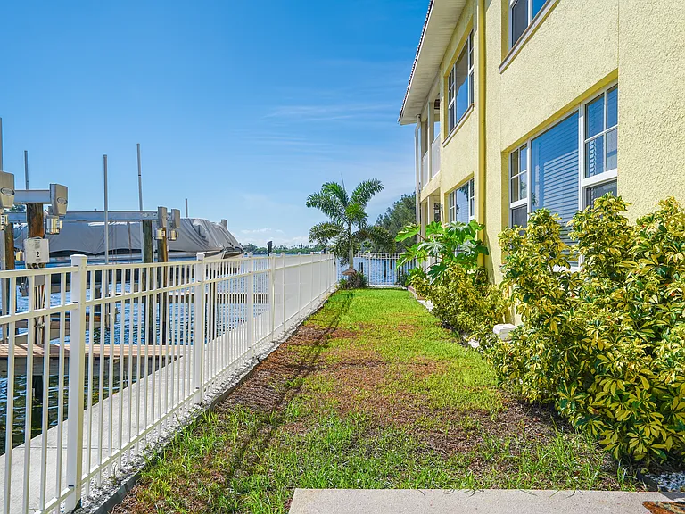 4103 Gulf Blvd #109 — Photo 38