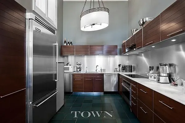 Rented by Town Residential | media 26