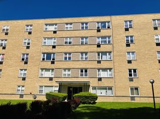 6161 N Hoyne Ave APT 404, Chicago, IL 60659