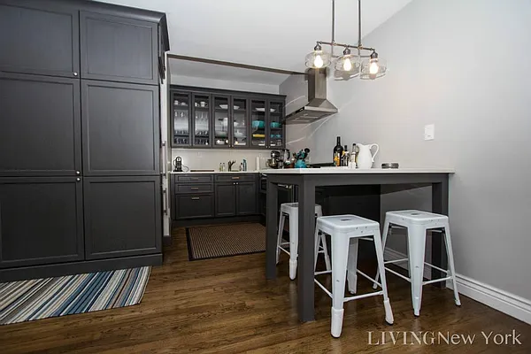 Rented by Living New York | media 13