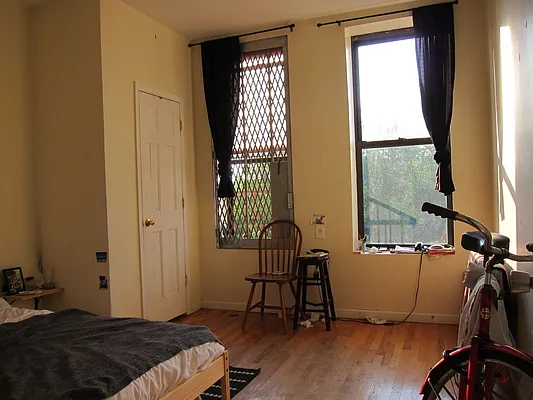 Rented by Nooklyn NYC LLC | media 23