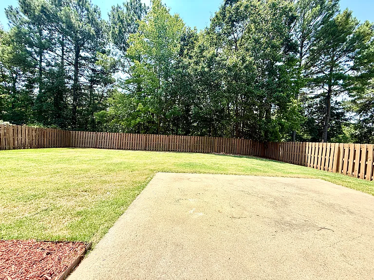241 Sweet Violet Dr — Photo 44