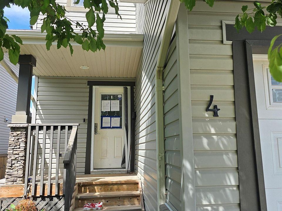 2nd image of 4 Springwood Way