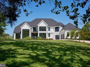 9121 Harrington Dr, Potomac, MD 20854