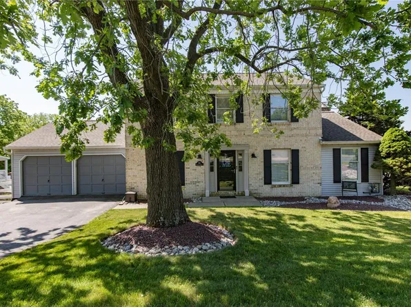 522 Easter Ter, Bath, PA 18014