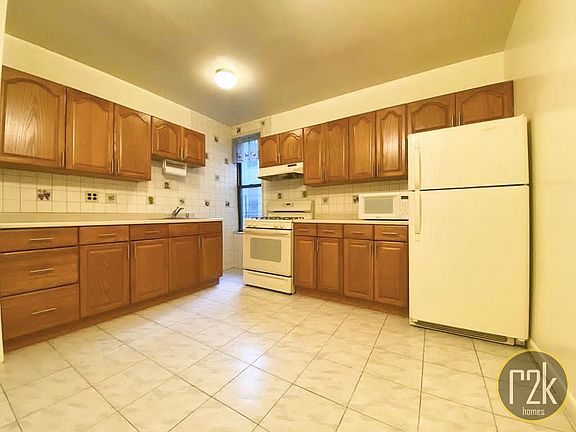 2nd image of 31-48 35th St #2R