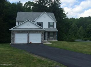 2302 Snapdragon Point, East Stroudsburg, PA 18301