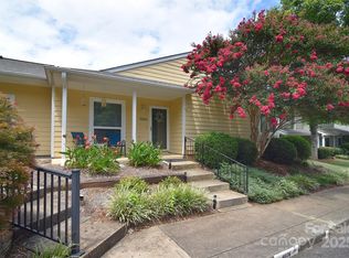 9034 McAlpine Cove Ct, Charlotte, NC 28270