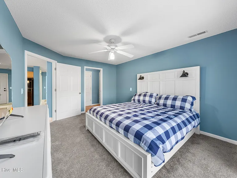 3350 Club Villas Dr #1302 — Photo 18