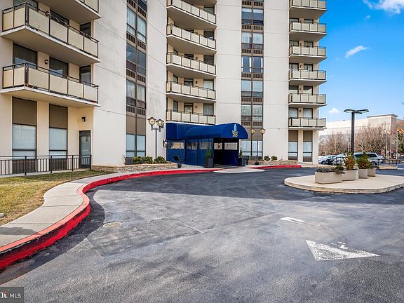 3rd image of 205 E Joppa Rd APT 2003