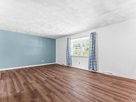 5th image of 312 S 5th St
