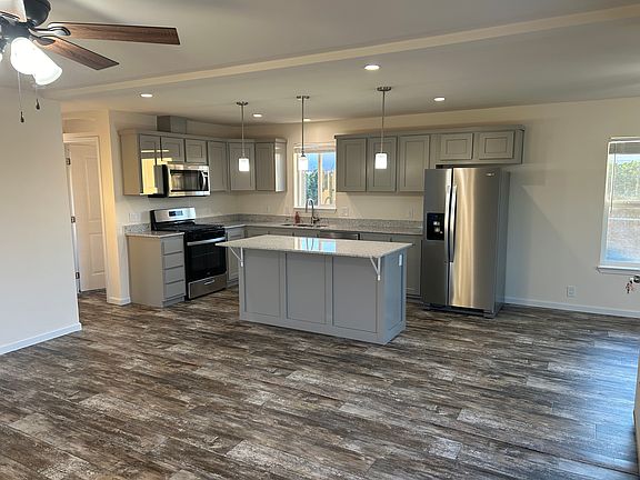 2nd image of 10590 Road 256
