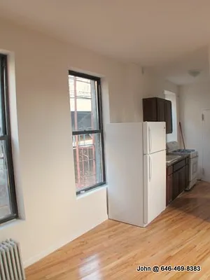 Rented by City Connections Realty | media 4