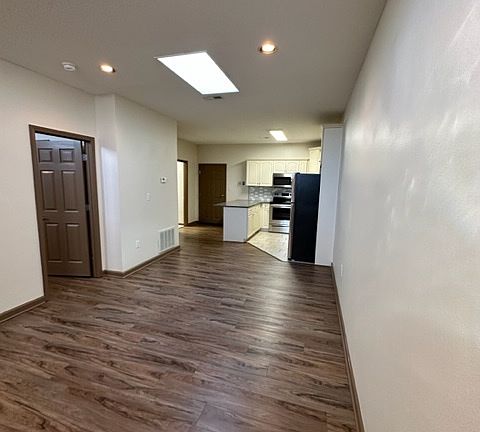 5th image of 234 Broadway St APT 5
