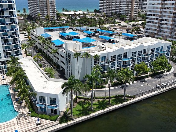 3rd image of 1945 S Ocean Dr APT M6