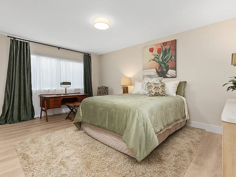 Downstairs bedroom