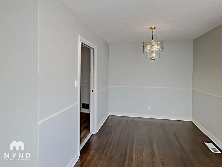 813 Westfield Dr — Photo 7