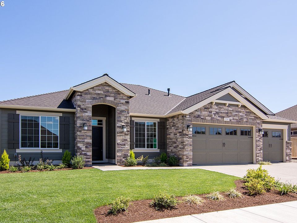 1st image of 136 Hagens Ct