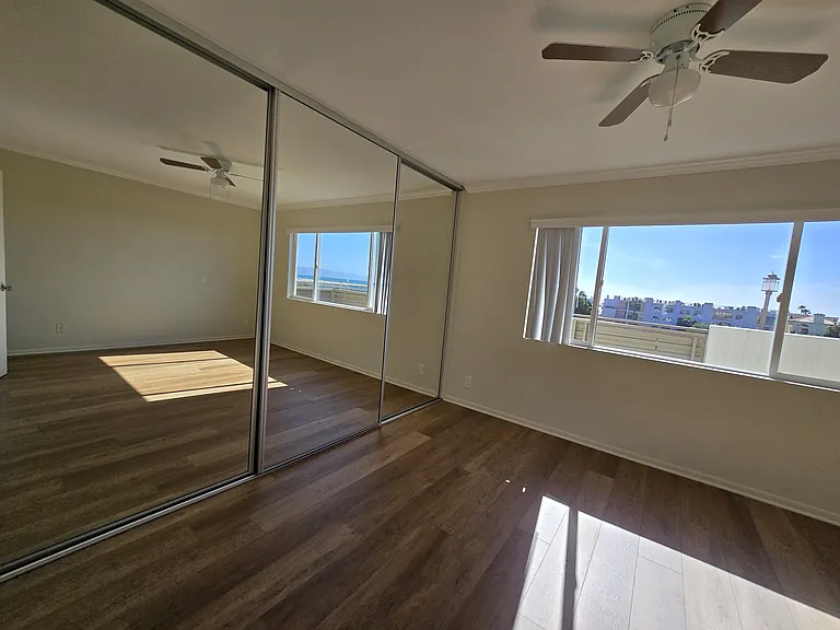 Laguna del Rey Apartments — Photo 79