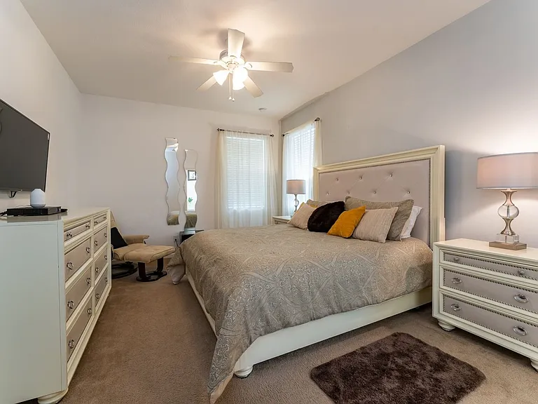 5237 Oakbourne Ave — Photo 17