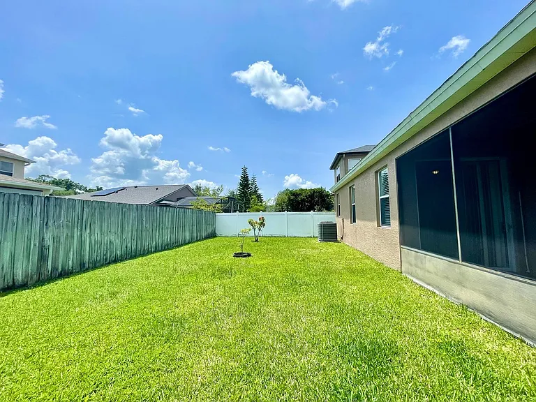 4785 Tarflower Ln — Photo 21
